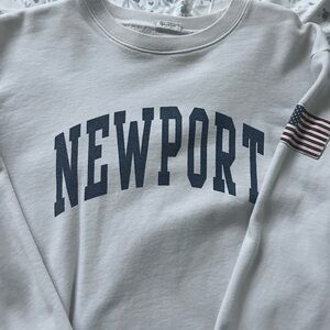 newport brandy melville crewneck